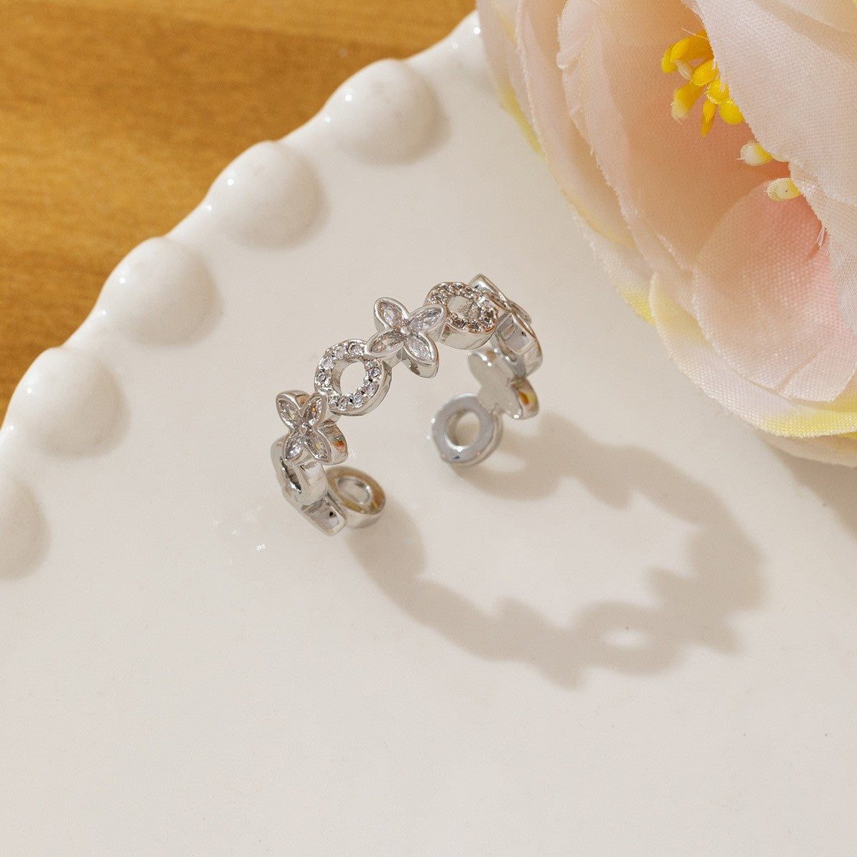 Luxury Cross Design Fashion Open High Sense Index Ring