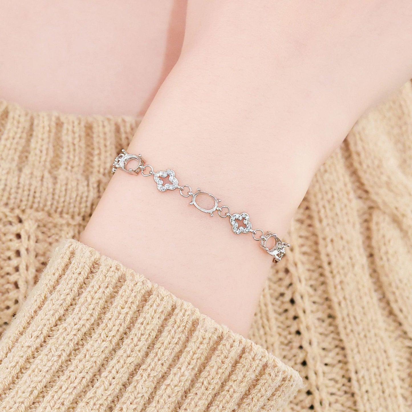 Sier Cool Wind Chinese Style Four-leaf Flower Auspicious Cloud Bracelet