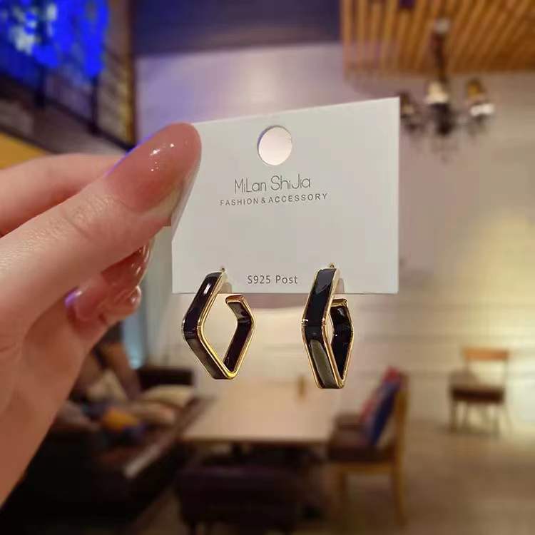 Sier Needle Tide Retro French Drip Glazed Earrings