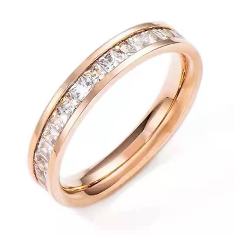 Design Single Row Square Diamond Female Light Luxury Rings