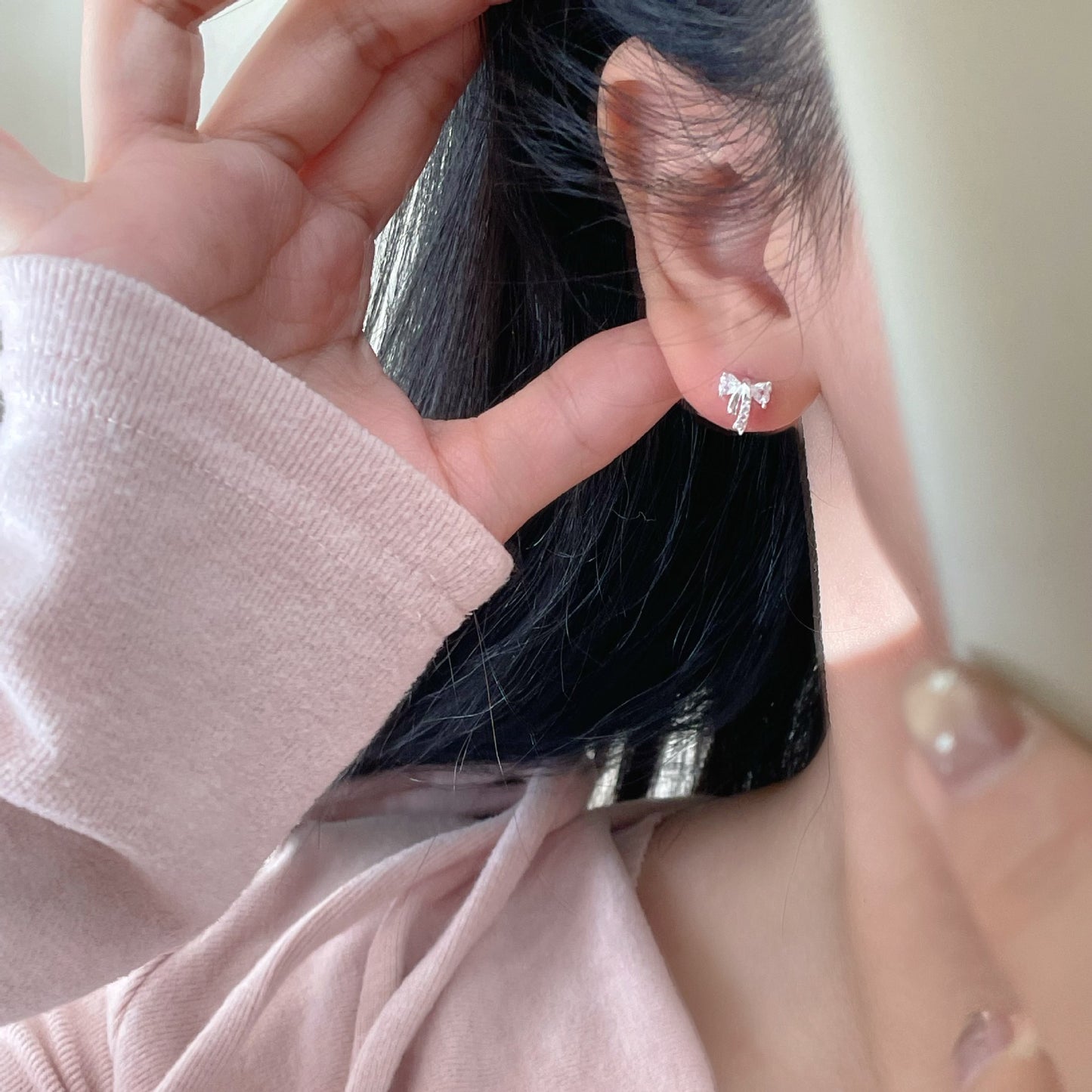 Fashion Ribbon Zircon Bow Light Luxury Versatile Delicate Design Sense Stud Earrings
