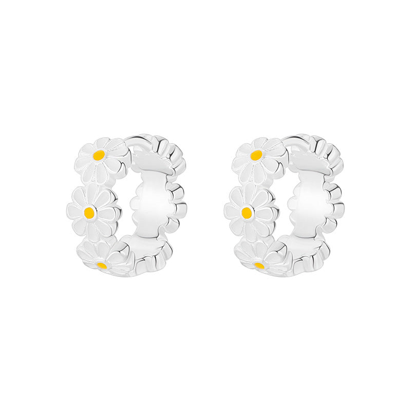 Summer Daisy Clip White Epoxy Flowers Korean Style Ear Buckle