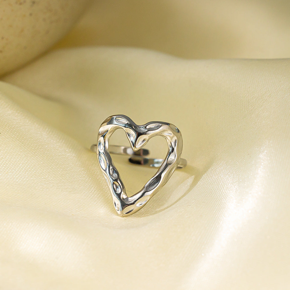 Stainless Steel Gold-plated Love Heart Flowers Rings