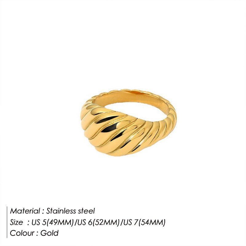 Men's Diagonal Texture Rib Wide Face Design Rings