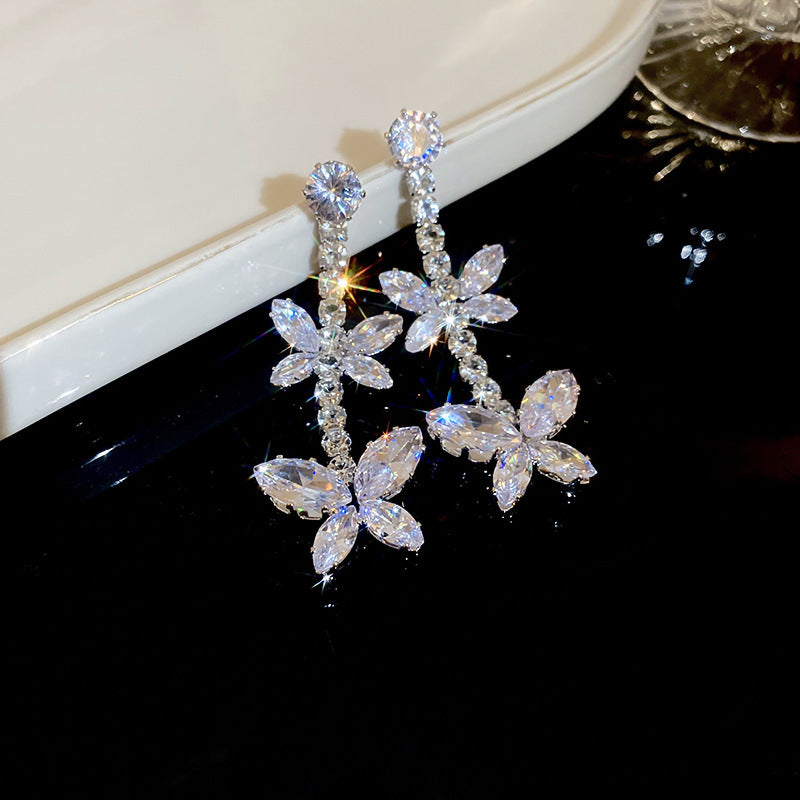 Korean Style White Zircon High-grade Simple Personalized Design Sense Earrings