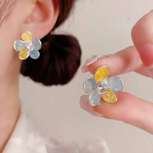 Thick Sier Handmade Point Crystal Petal Exquisite Light Luxury Simplicity Earrings