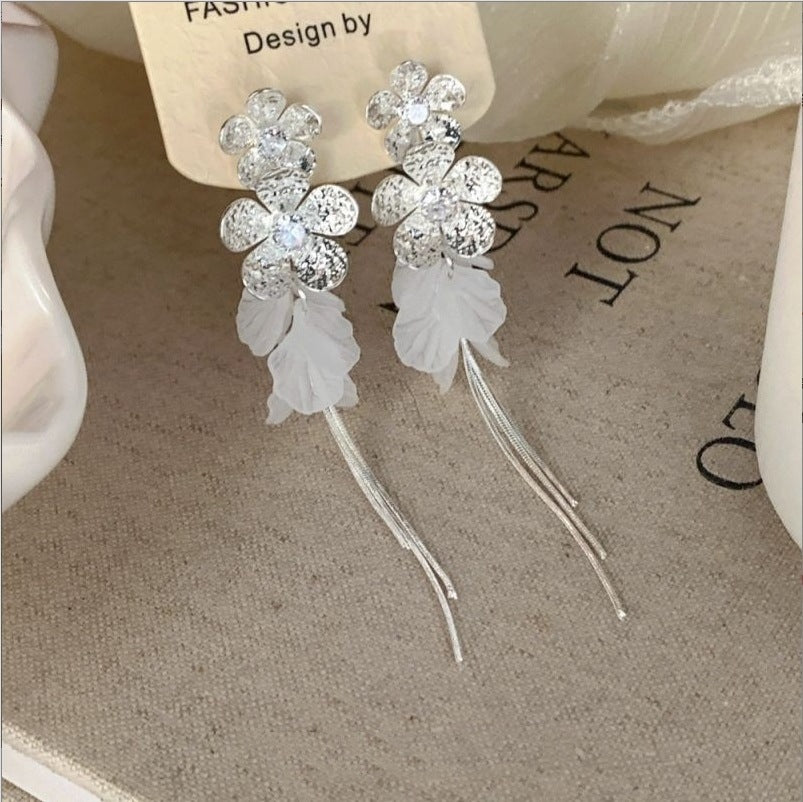 Women's Fairy Sier Flower Shell Tassel High-grade Seaside Vacation Style Ear Stud Earrings