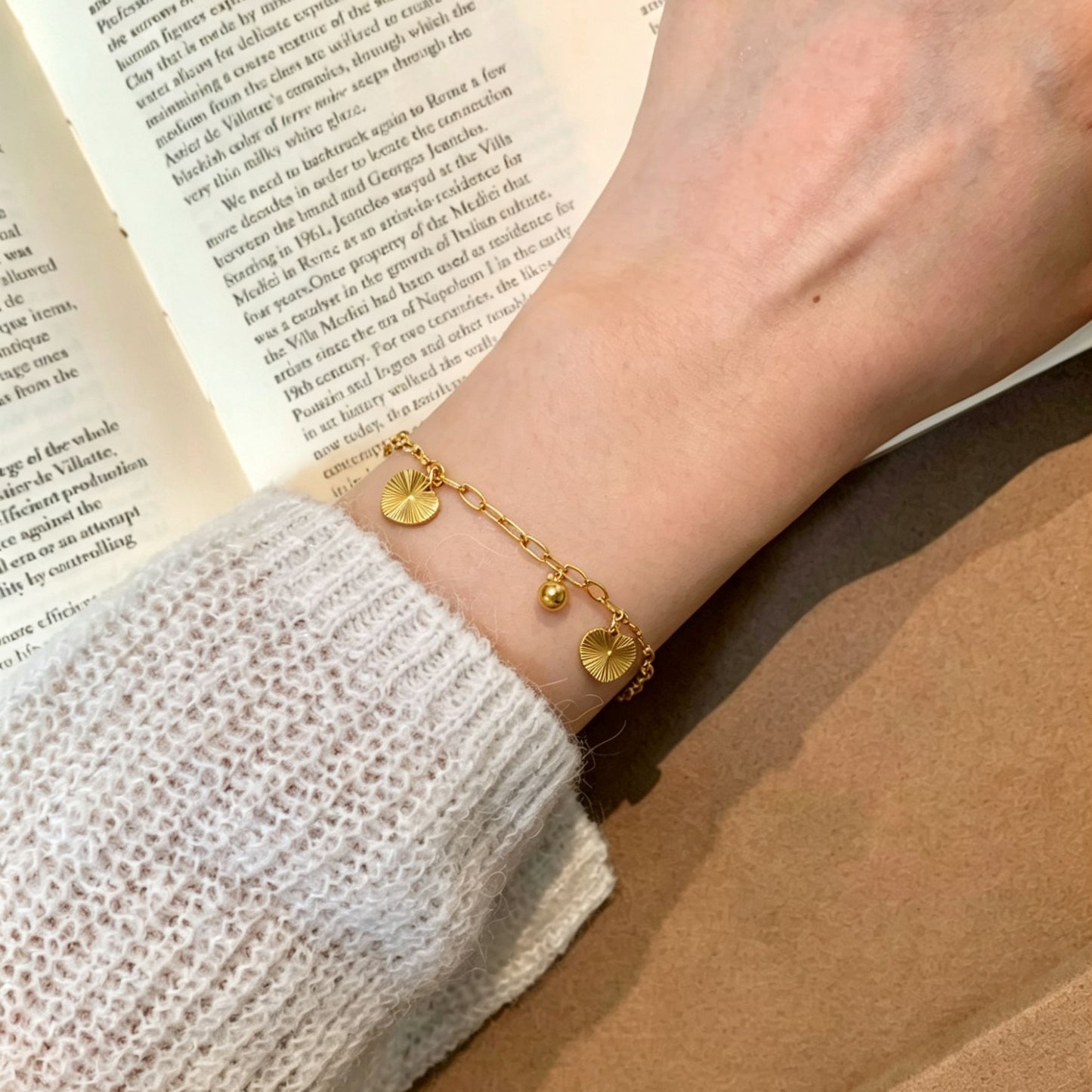 Gold Heart-shaped Does Not Fade Design Fashion Bracelet