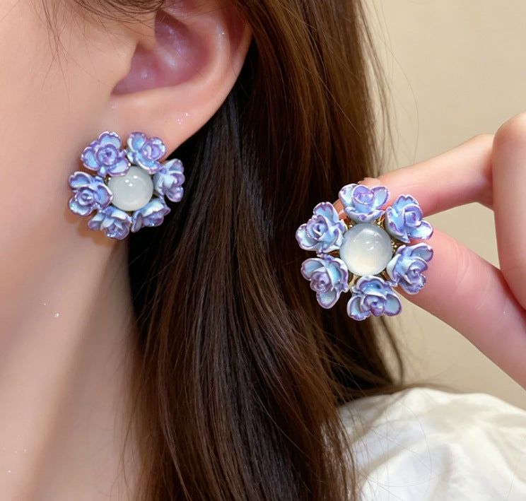 Women's Minority Design Fashionable Flower Light Luxury High-grade Temperament Earrings