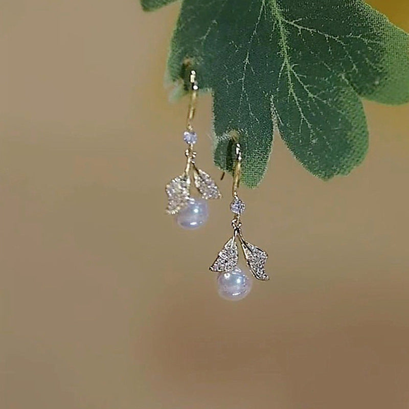 Full Diamond Leaf Pearl Unique Design Trendy Light Earrings