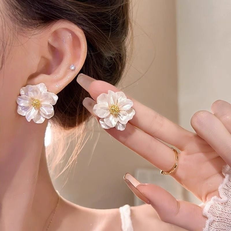 Women's Blue Flower For Spring Light Luxury High-grade Niche Stud Earrings