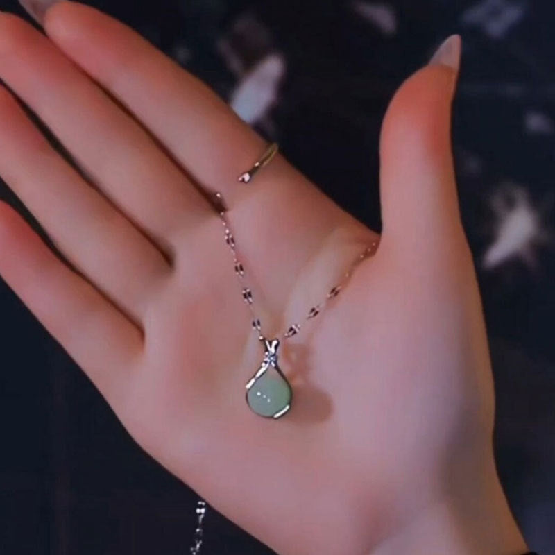 Women's Style Sier Lucky Bag High-grade Clavicle Chain Light Necklace