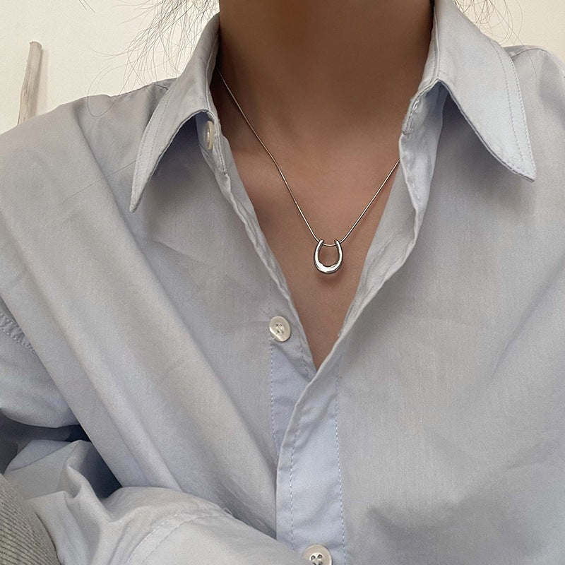 Fritillary Small Waist Female Summer Light Luxury Minority Necklaces