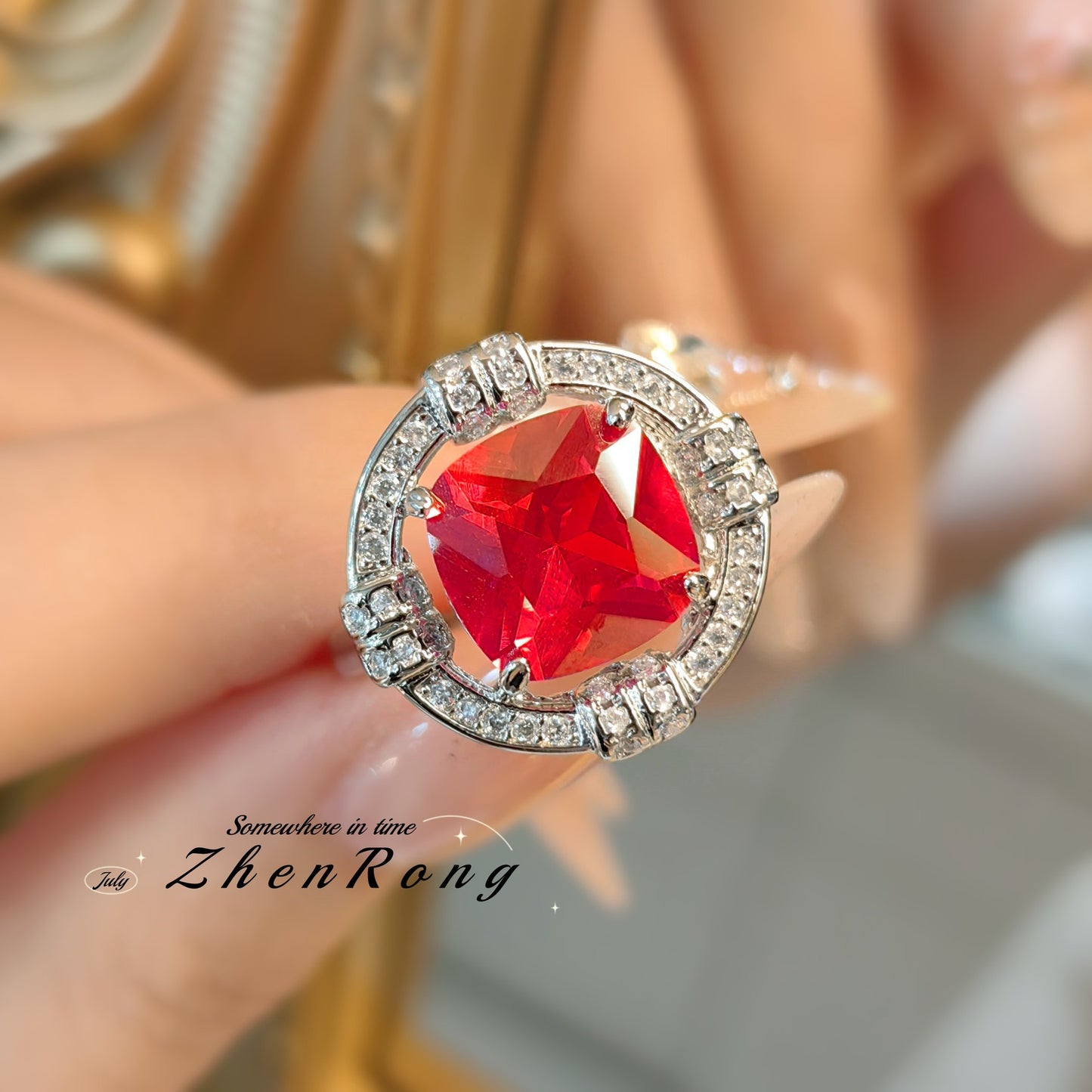 Women's Luxury Minority Design Simulation Pigeon Blood High Rings