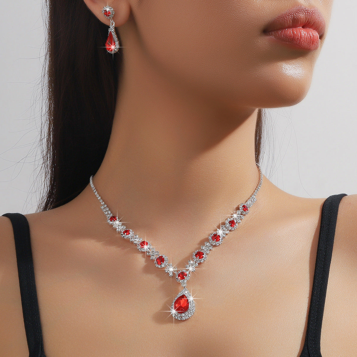 Women's Bridal Crystal Water Drop Two-piece Jewelry Set