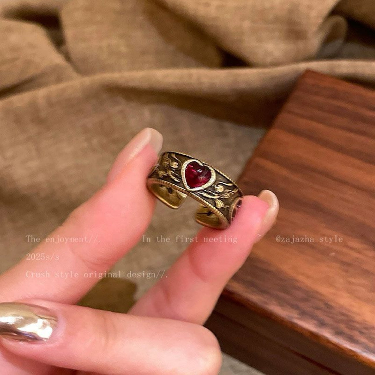 Women's Vintage Love Heart-shaped Ethnic Style Twin Ring