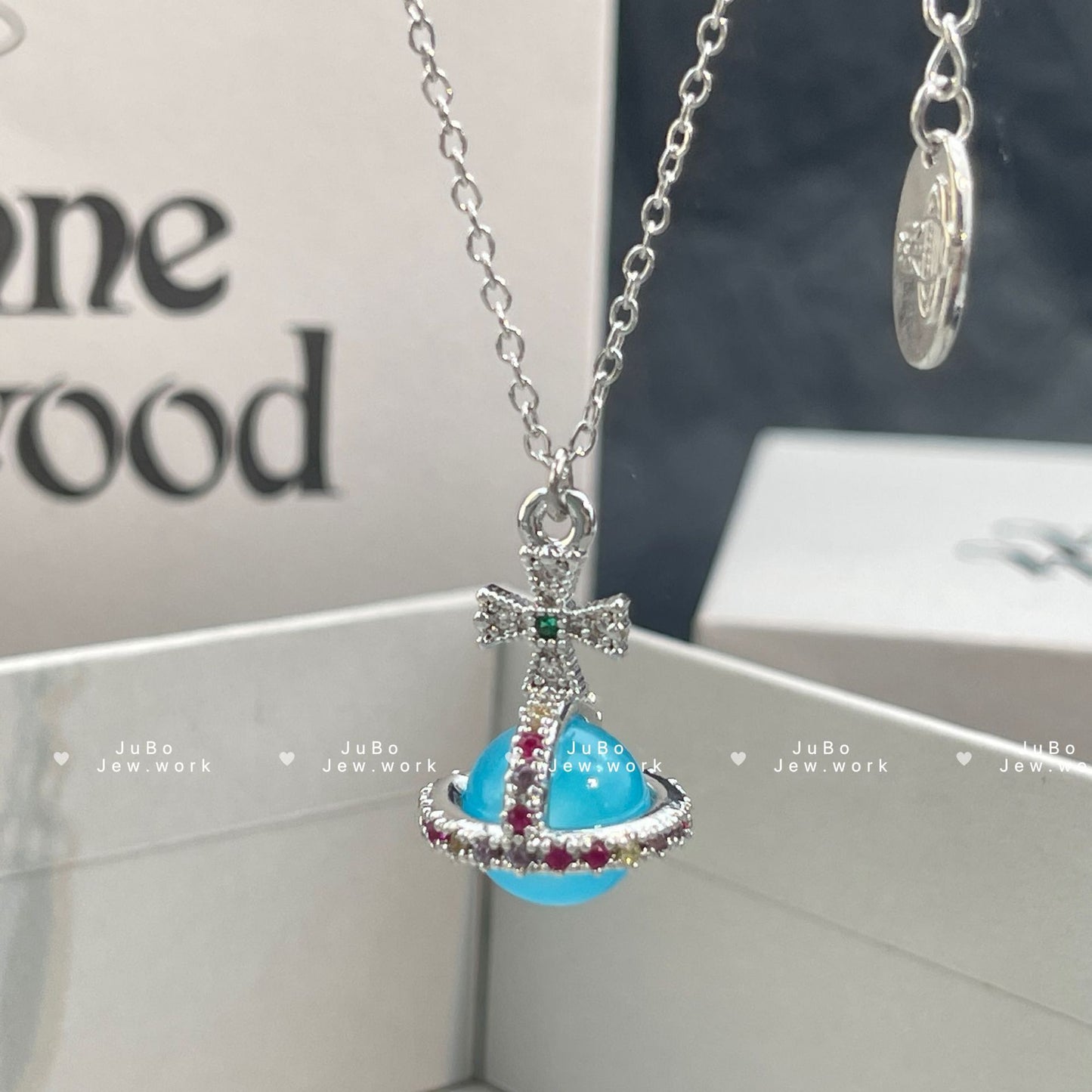 Women's Romantic Queen Mother Planet Three-dimensional Saturn Crystal Sweater Chain Necklaces