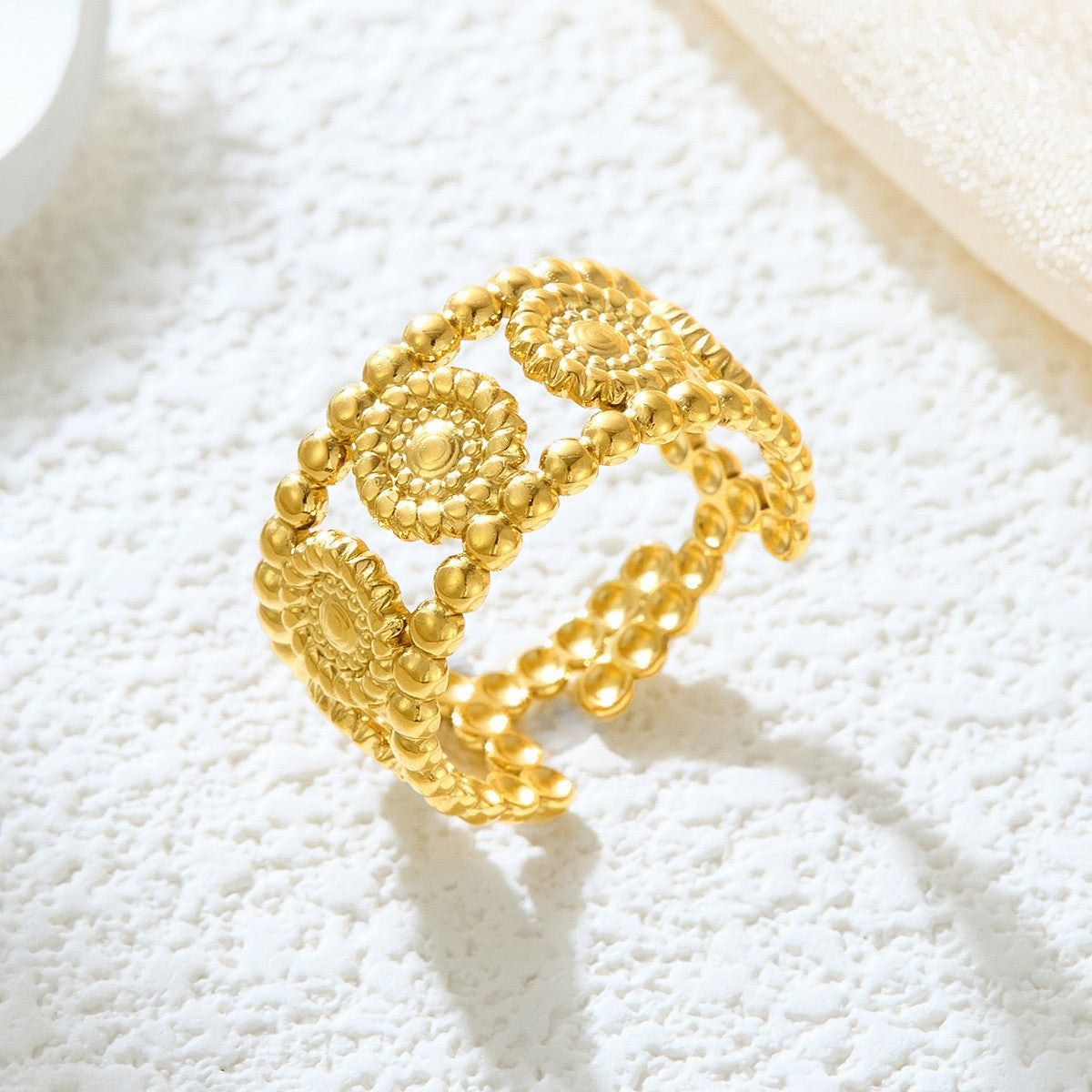 Stainless Steel Irregular Line Love Heart-shaped High-grade Ring