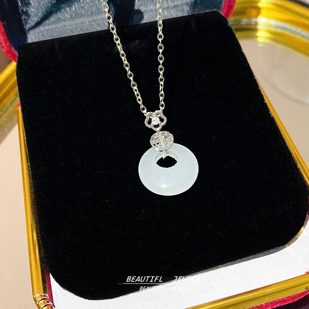 Women's Minority Simple Fashionable Elegant Zircon Clavicle Chain Titanium Steel Accessory Necklace