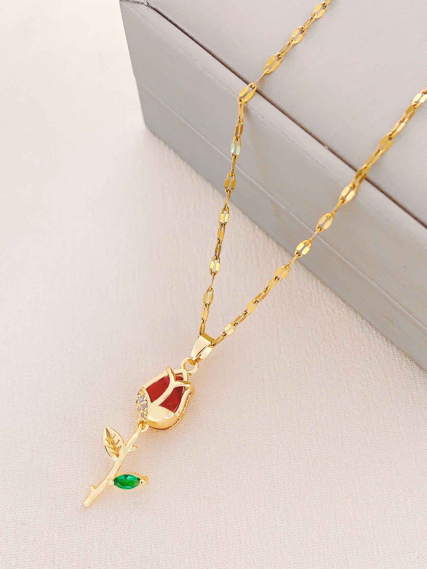 Women's Tulip Fashionable High-grade Titanium Steel Clavicle Necklace