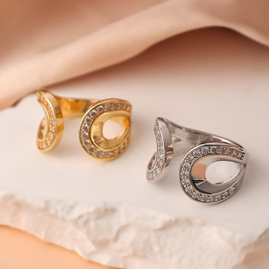Wide Open High-grade Rhinestone Light Luxury Ring