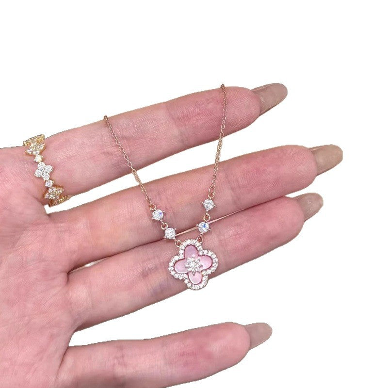 Sense Light Luxury Minority Four-leaf Flower Clavicle Chain Necklaces