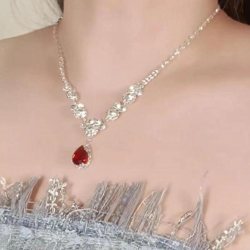 Minority Fashion High Sense Temperament Wild Clavicle Necklaces