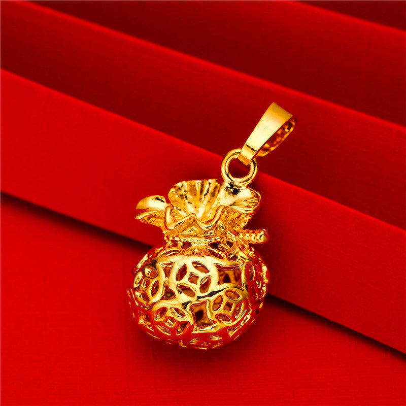 Female Brass Gold-plated Love Apple Lucky Pendants