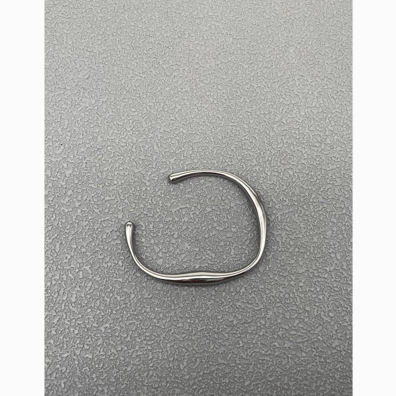 Women's Gager Titanium Steel Cold Wind Simple Stainless High Sense Commute Bracelets