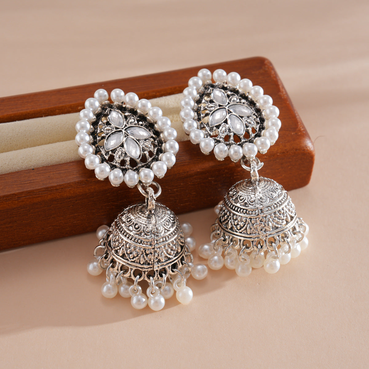 Rhinestone Pearl Water Drop Eardrops Light Luxury High-grade Ethnic Rings