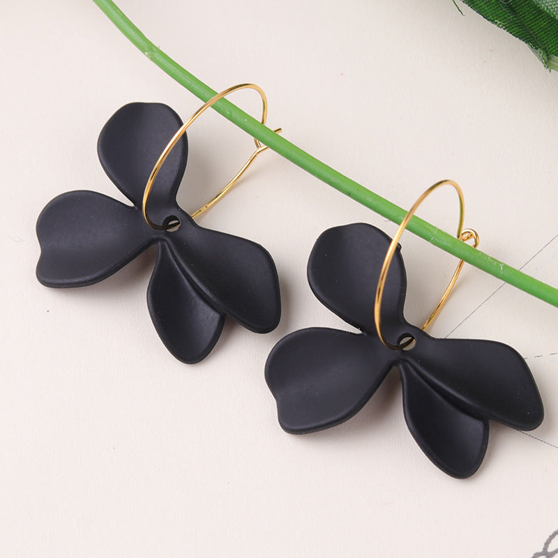 Women's Multicolor Irregular Petals Fashion Acrylic Eardrop Earrings