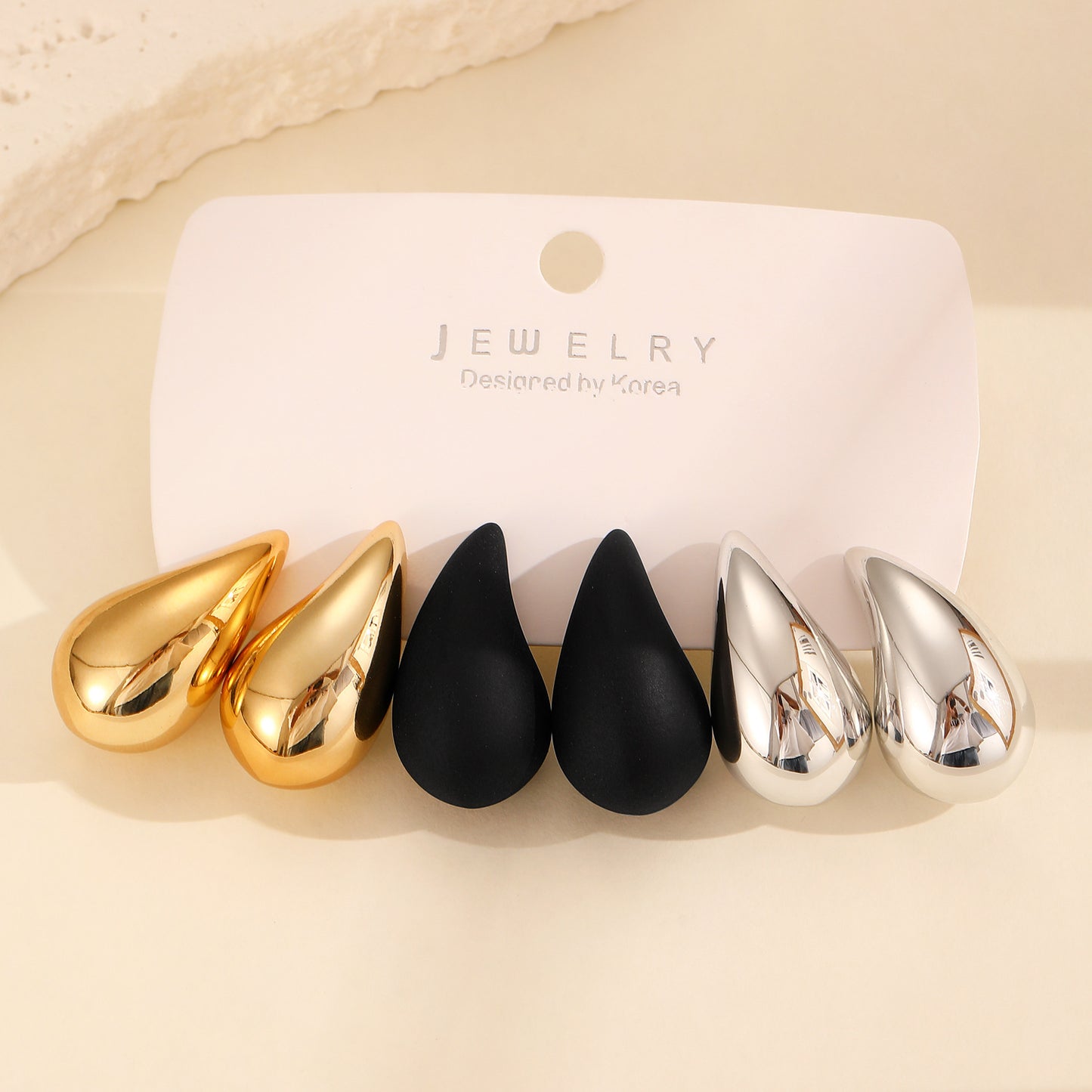 Alloy Retro Water Drop Ear Punk Simple Niche Glossy Teardrop Earrings
