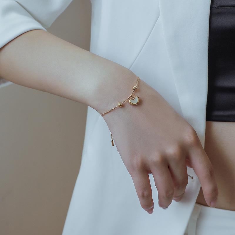 Light Luxury Minority Simple Cold Style Heart-shaped Clavicle Pendants