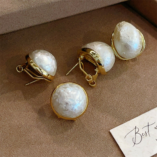 Entry Lux Cotton Steamed Bread Pearl Retro Stud Earrings