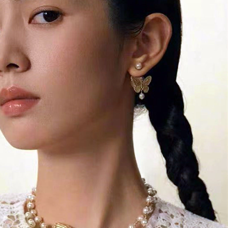 Women's Double-sided Retro Embossed Pearl Fashionable Elegant High-grade Earrings