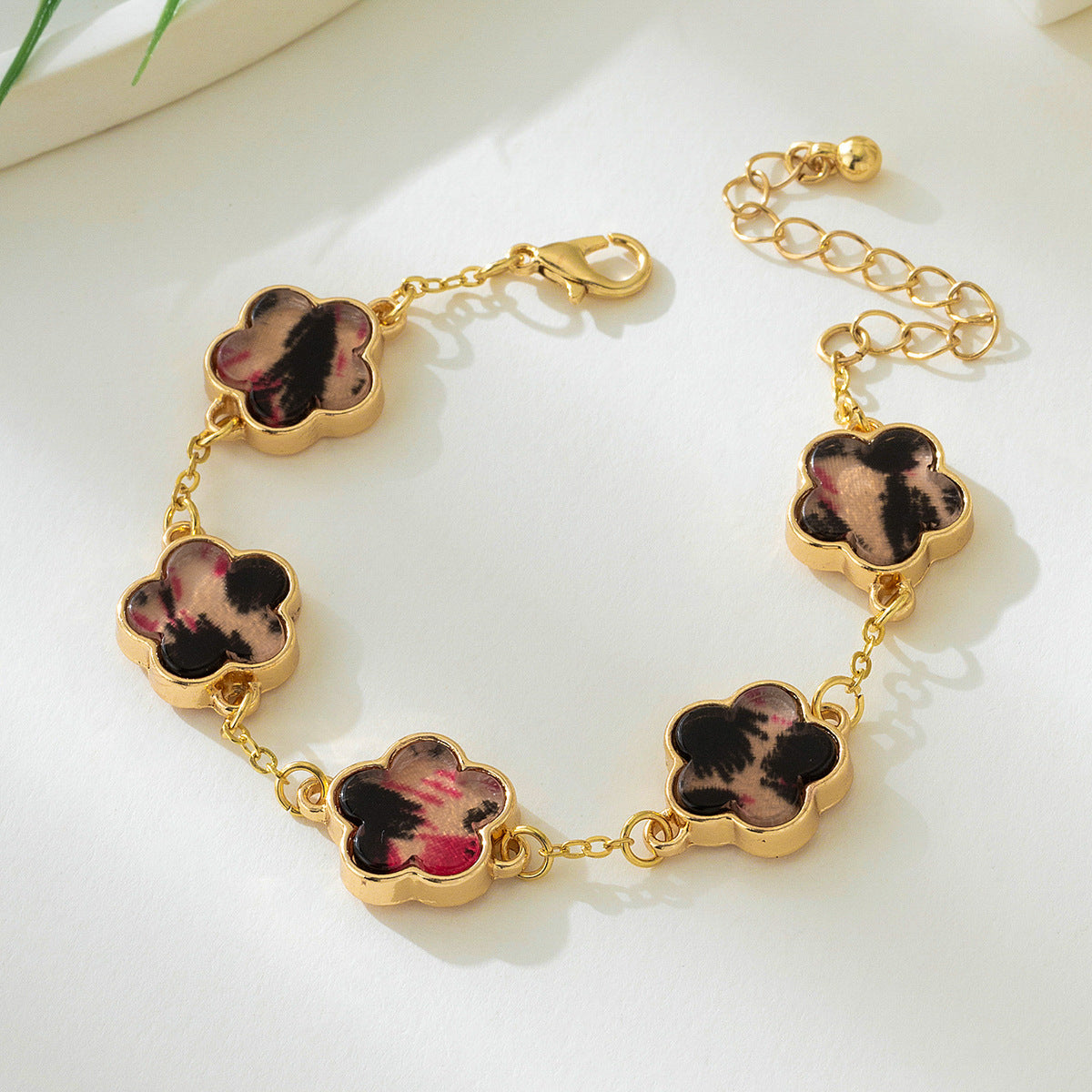 Fashion Elegant Lucky Five Petal Flower Female Bracelet