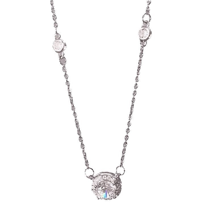 Point Female College Sweet Clavicle Chain Light Luxury Necklace