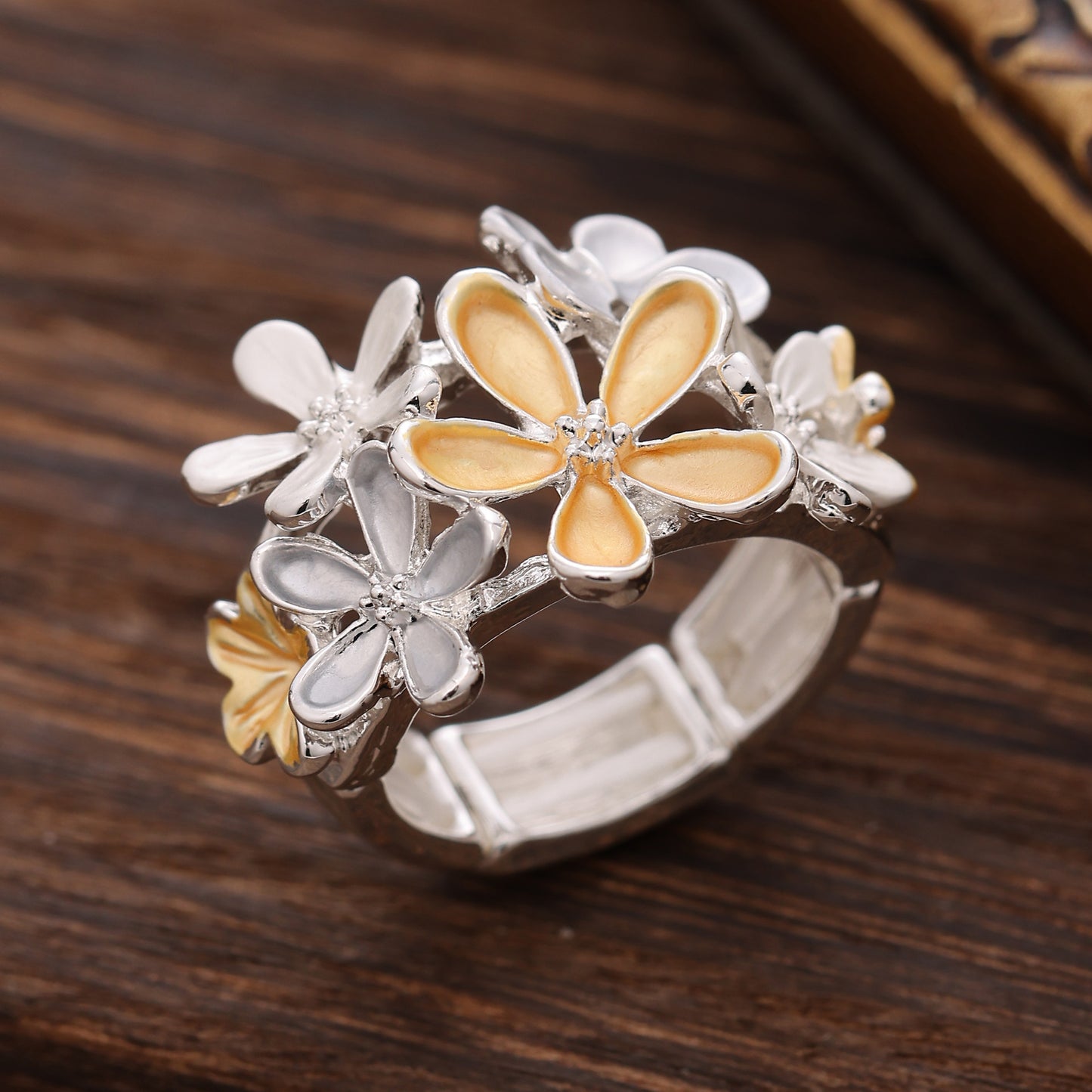 Women's Enamel Irregular Small Flower Elastic Fashion Rings