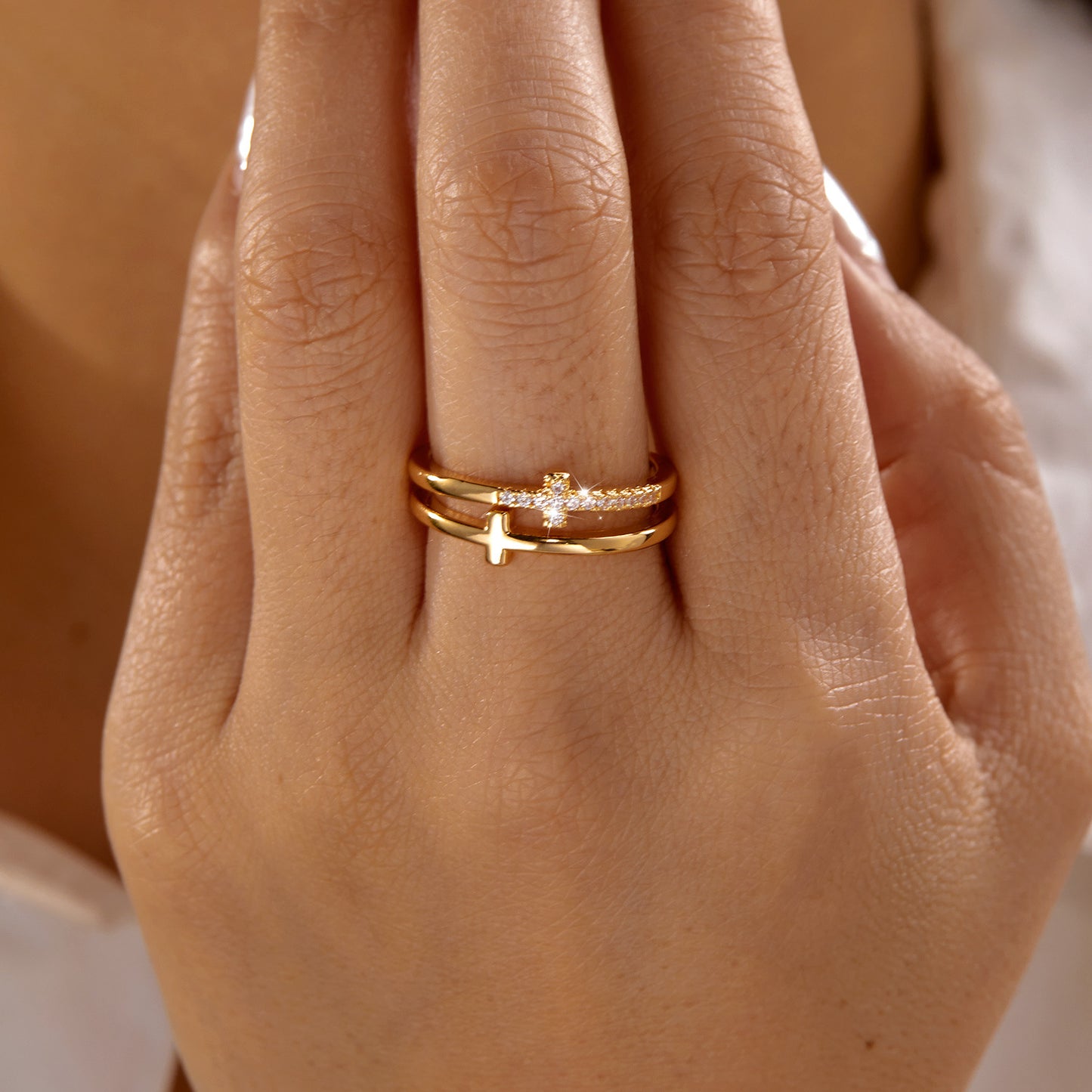 Women's Retro Elegant Copper Inlaid Zirconium High-grade Light Luxury Palace Style Ring