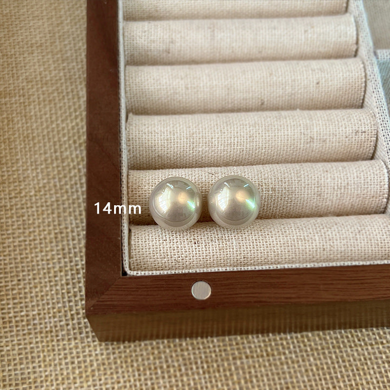 Women's Winter Vintage Pearl High-grade Petite Design Earrings