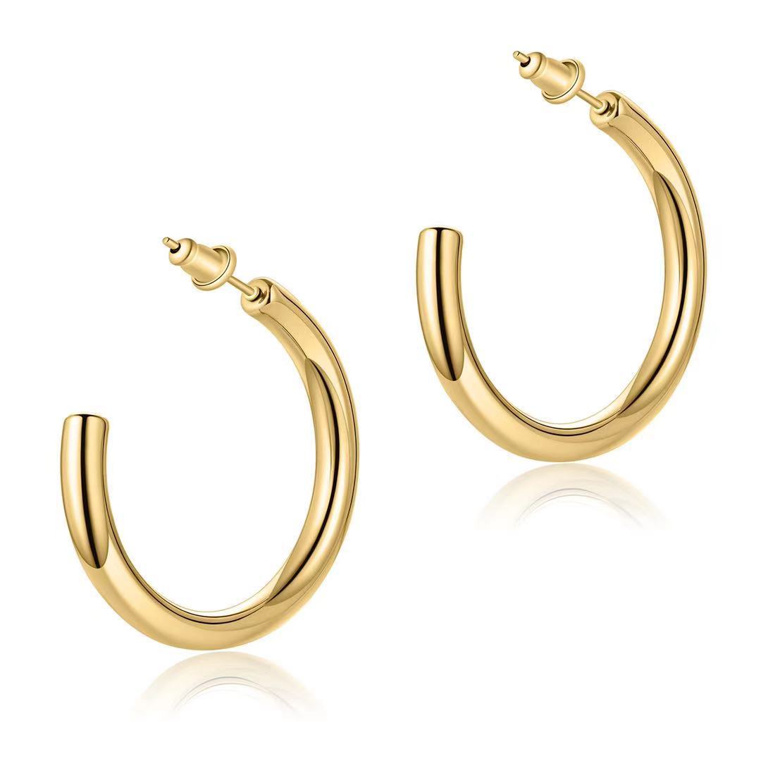 Exaggerated Shaped Thick Circle Geometric Round Earrings