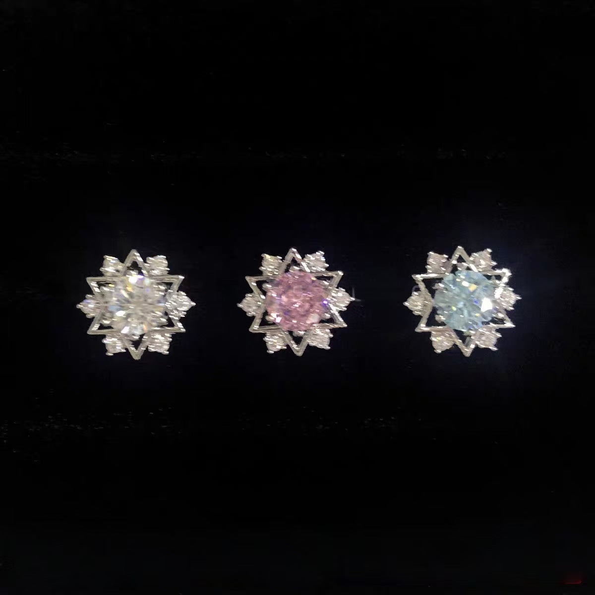 Women's Snowflake Sun Flower Ear High-grade Affordable Luxury Fashion Temperament Earrings