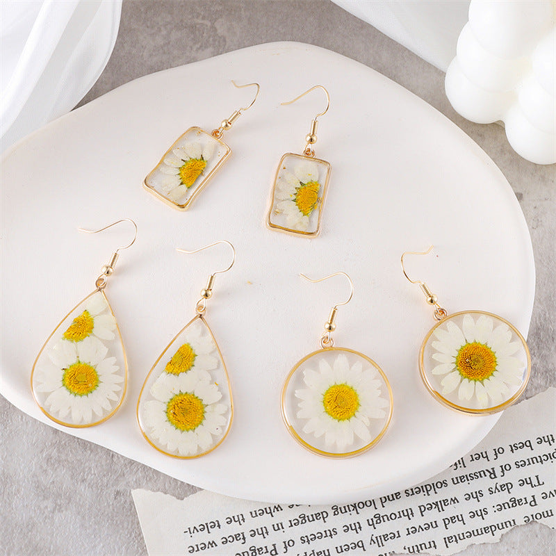 Fashion Personality Sunflower Epoxy Design Dried Flower Earrings