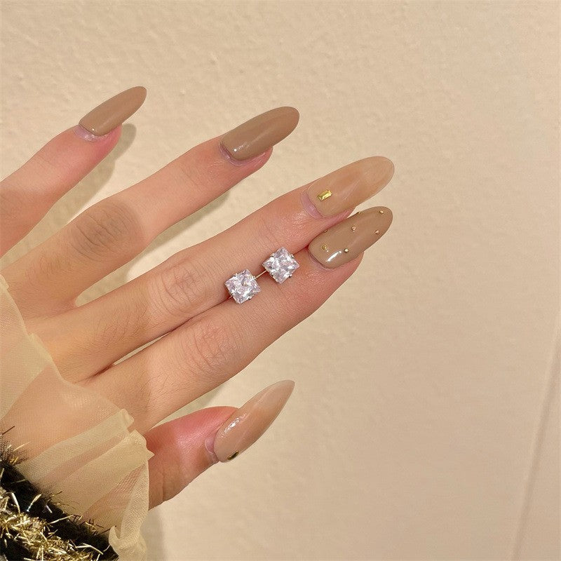 Women's Simple Geometric Rhinestone Small Sweet Graceful Fashionable For Stud Earrings