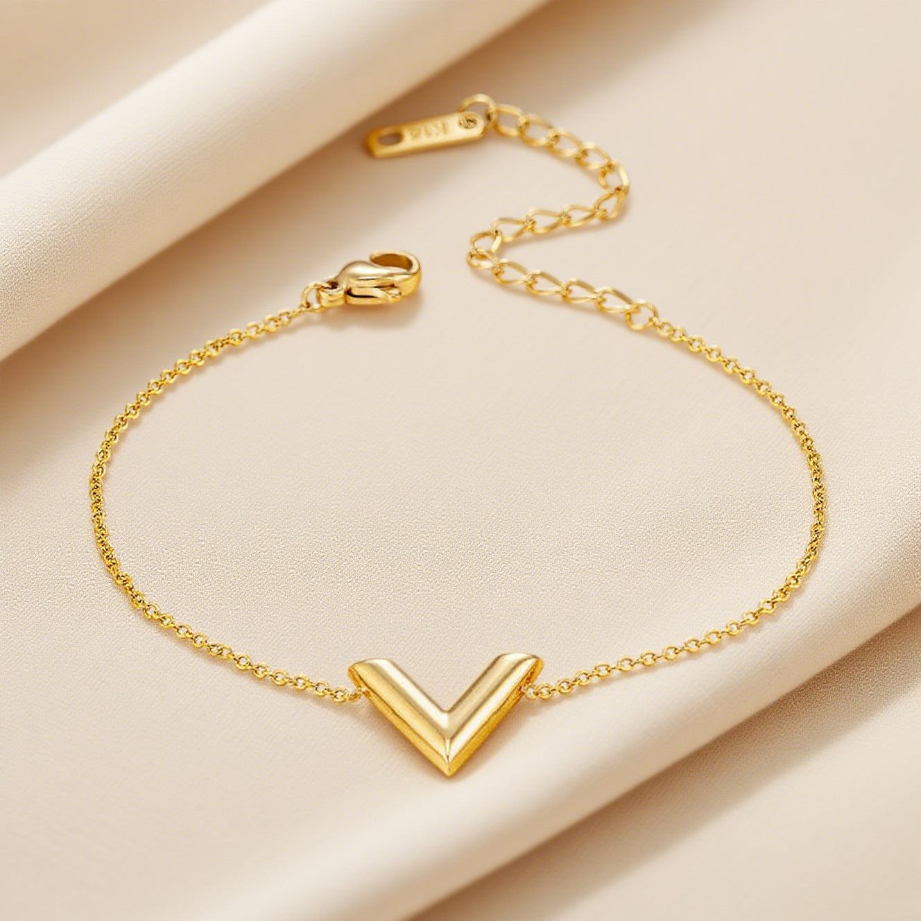 Women's Commuter Titanium Steel Light Luxury Couple Bracelets