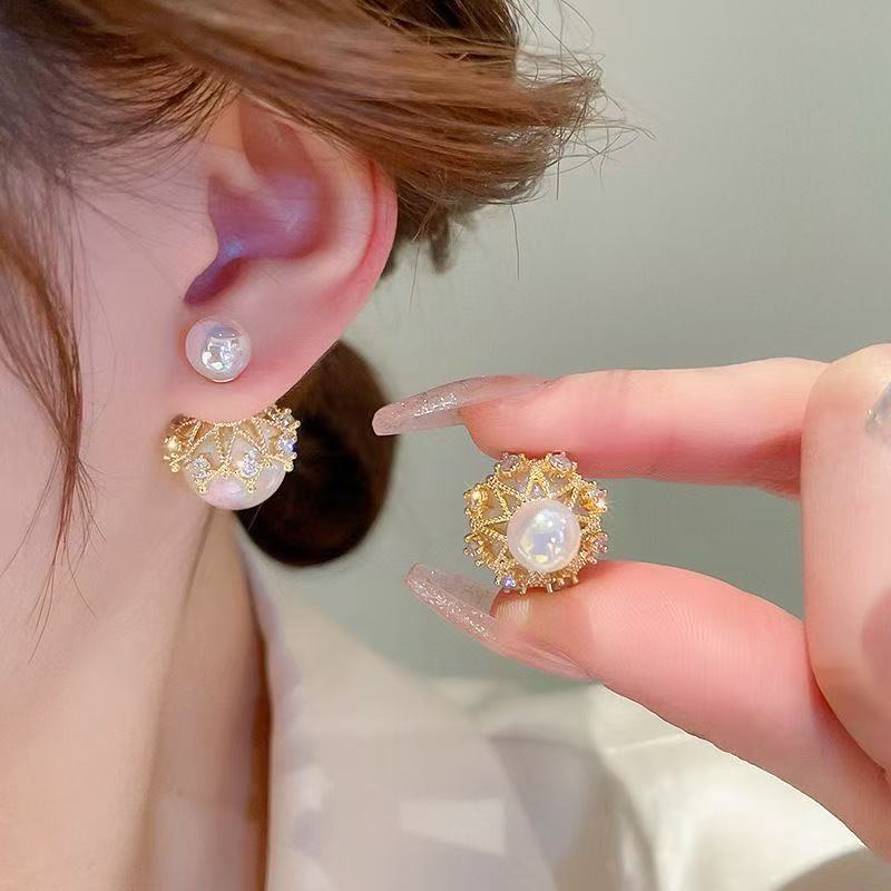 Luxury Fashion Temperament Wild Ear Diamond Mermaid Stud Earrings