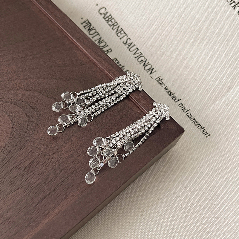 Style Pearl Tassel Female Fashion Temperament Earrings