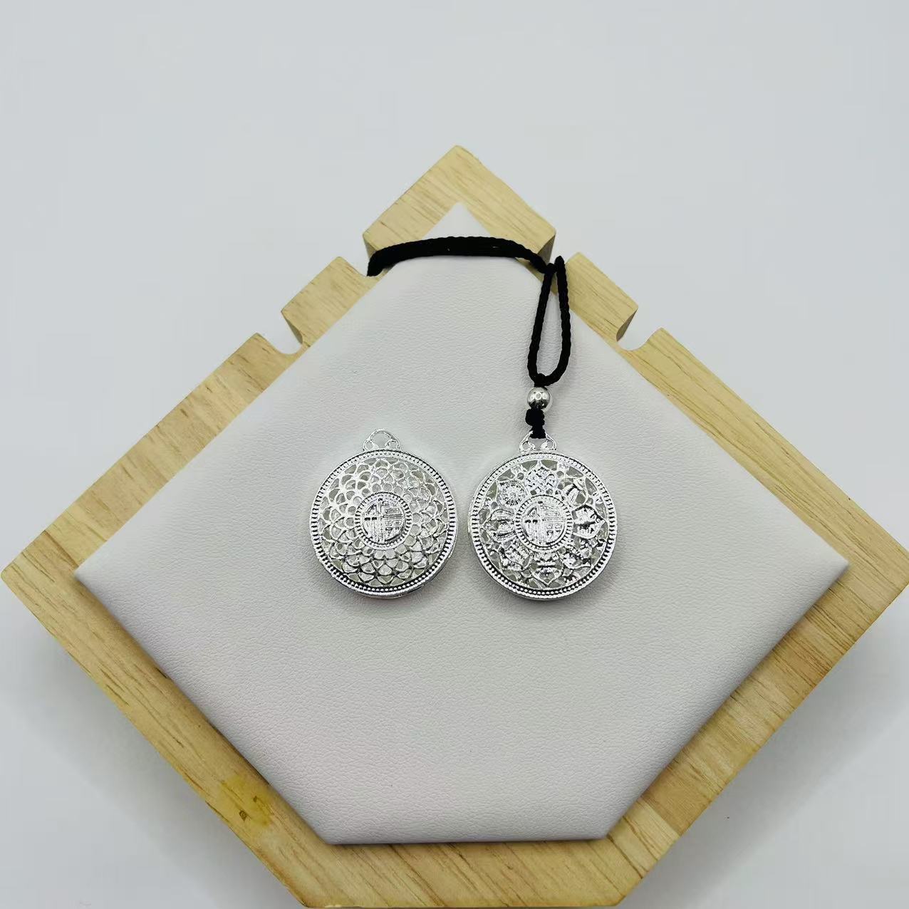 Hollow Fu Character Lotus Lucky Beads Pendants