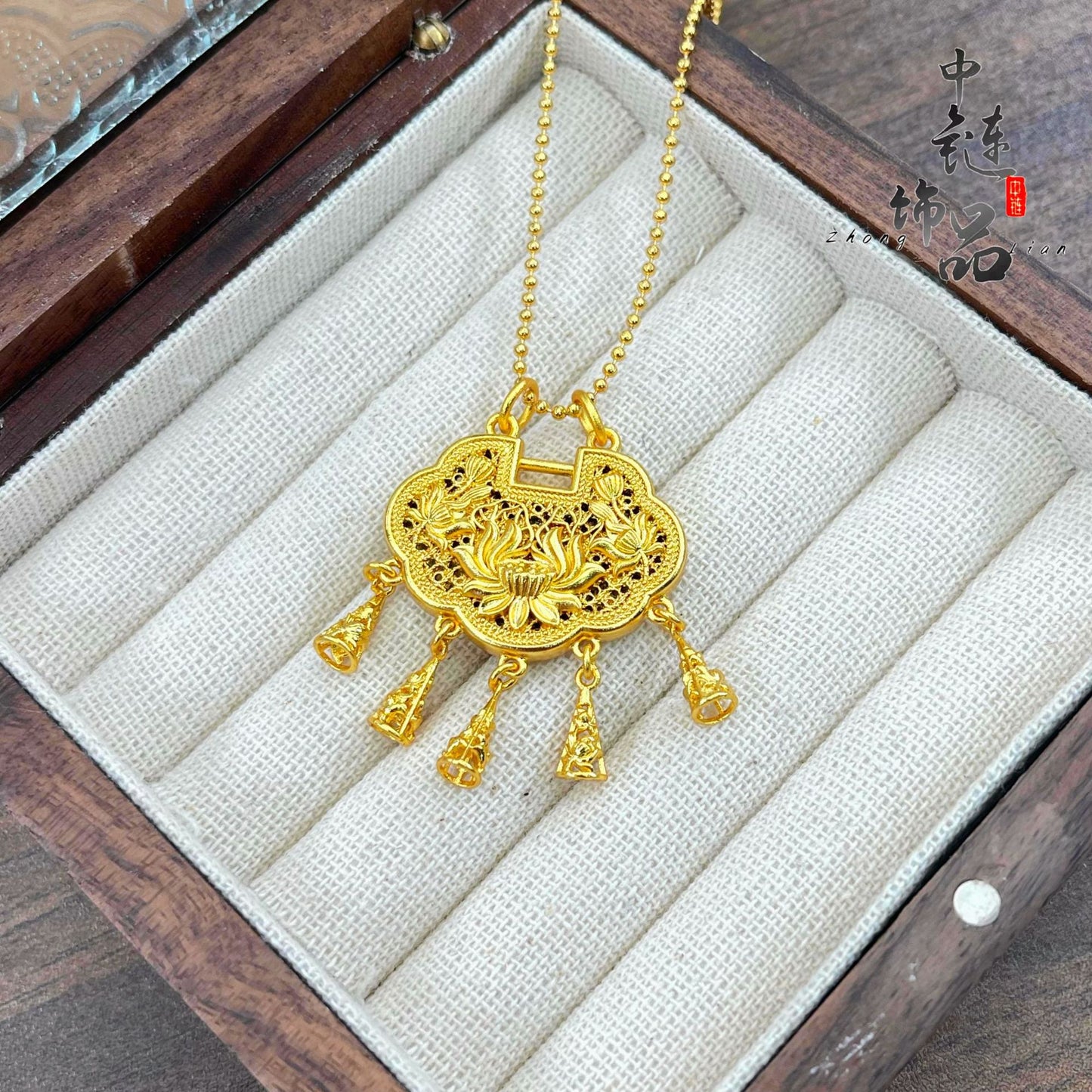 Color Preservation Ancient Style Alluvial Gold Lotus Tassel Pendants