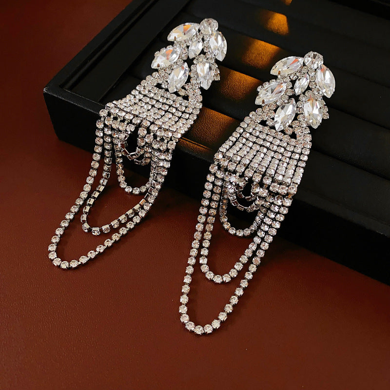 Zircon Letter Long Light Luxury High-grade Fashion Simple Earrings